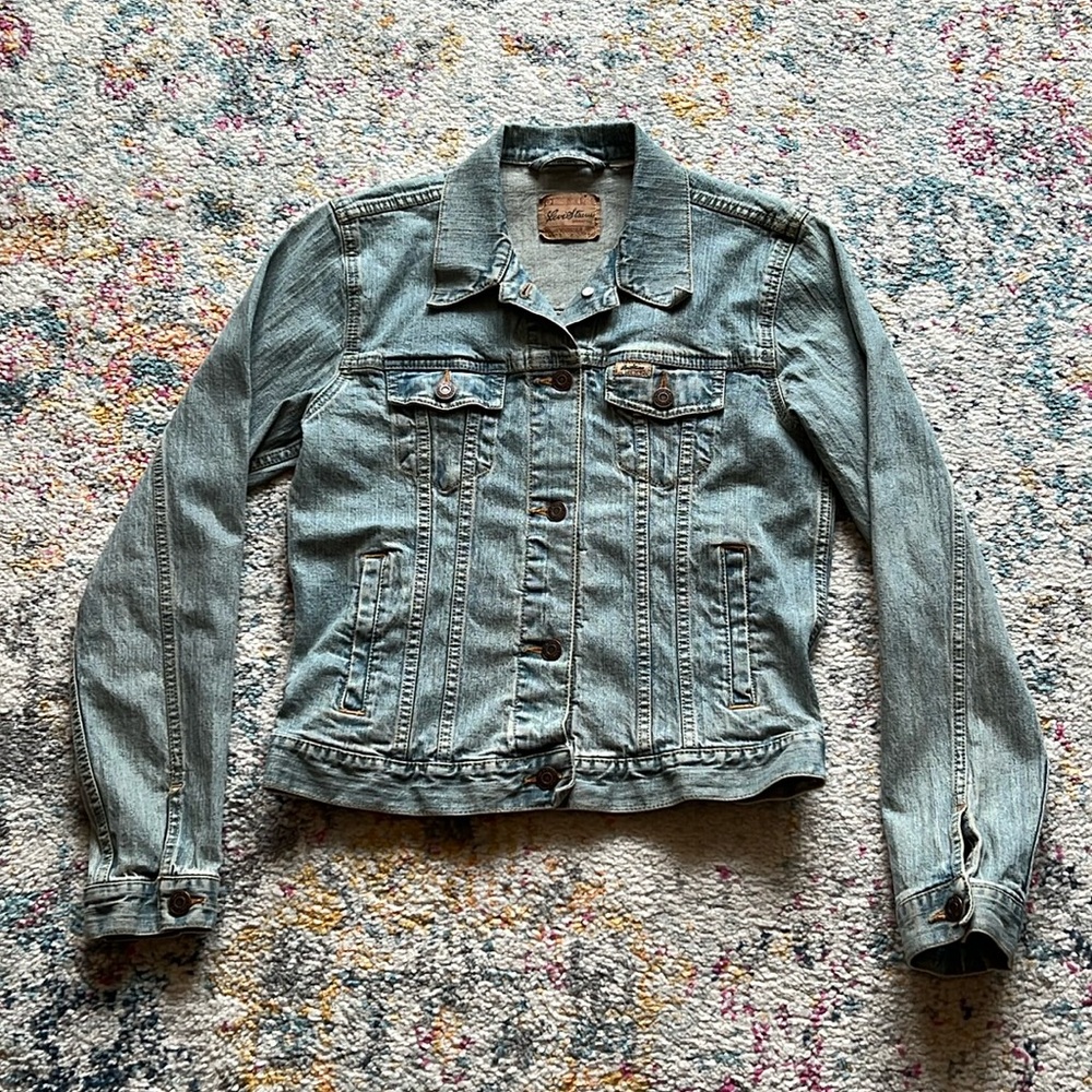 Levi Strauss Light Wash Denim Button Up Trucker Jacket Womens Small